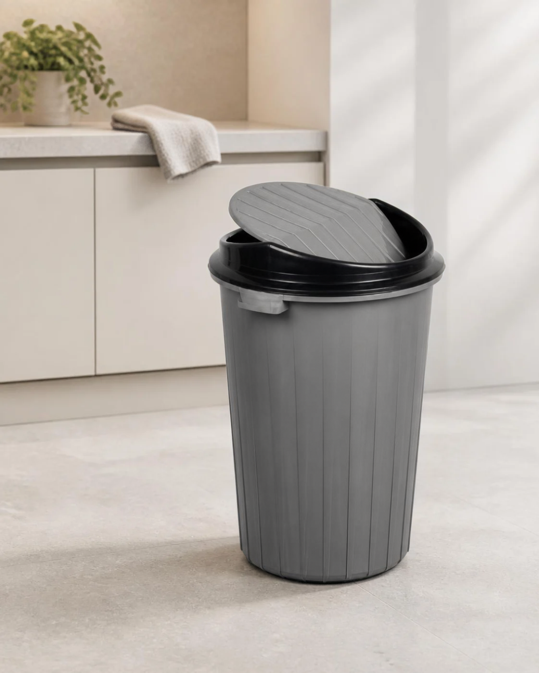 Swing Dustbin App.